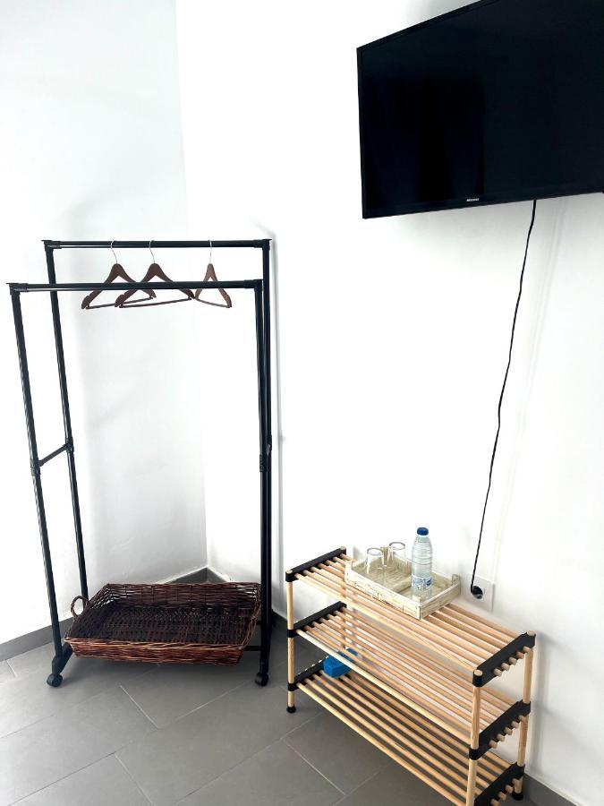Barbate Rooms Olehousing Барбате Екстериор снимка