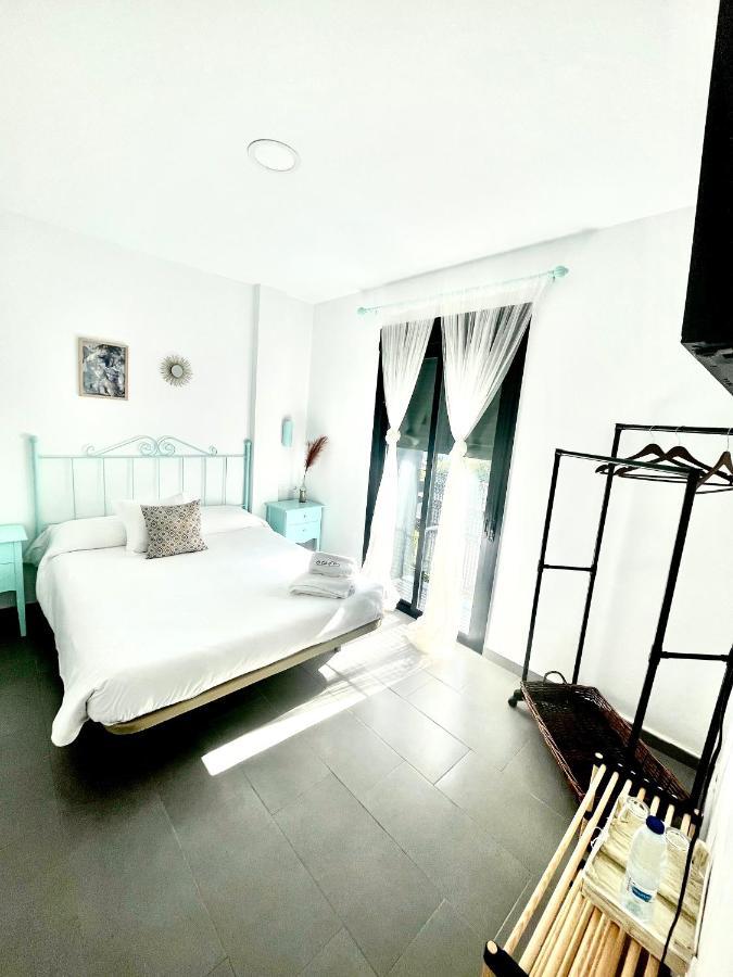 Barbate Rooms Olehousing Барбате Екстериор снимка